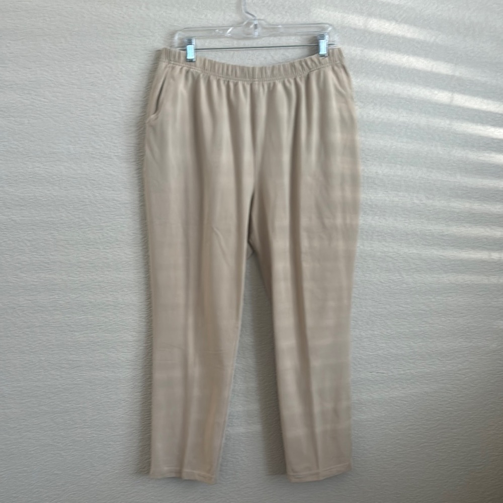 L.L. Bean women’s Beige Joggers